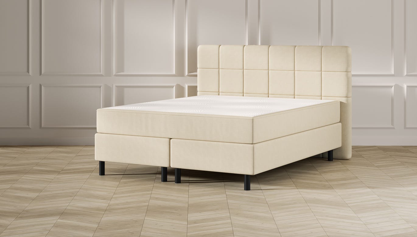 Beige-BSB-Tufted-Black-Feet